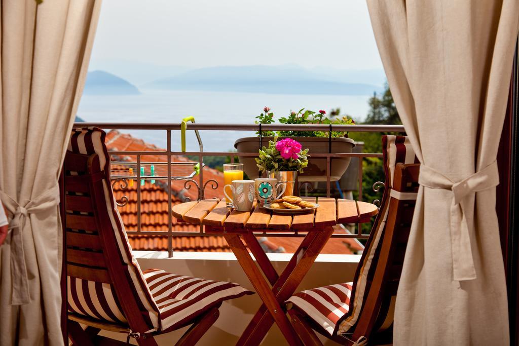 Calm View Aparthotel Vasilikí Rum bild